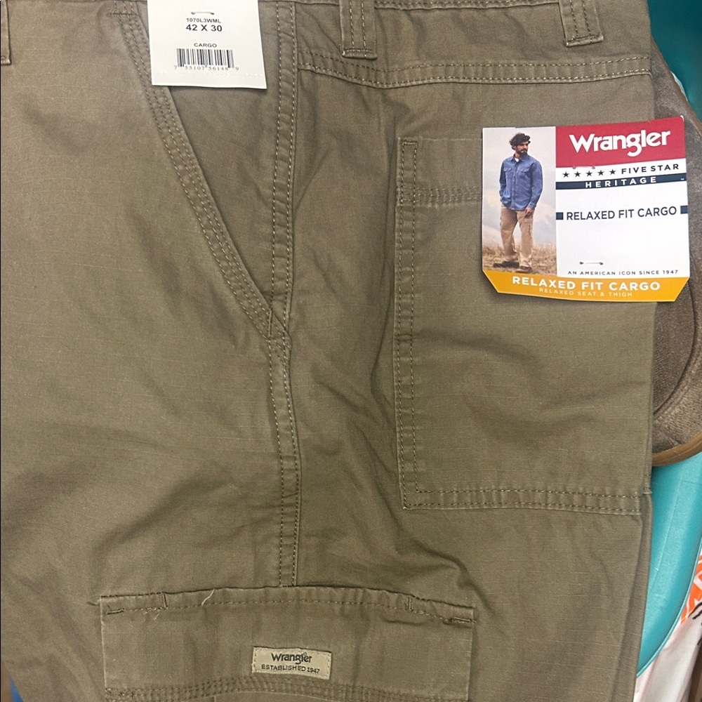Wrangler Five Star Relaxed Fit Cargo Pants - Khaki